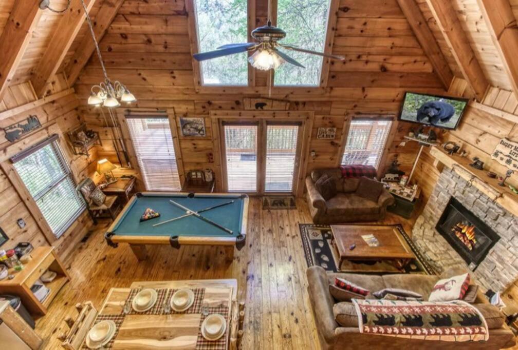 Lazy Bear Cabin Sevierville Exterior photo